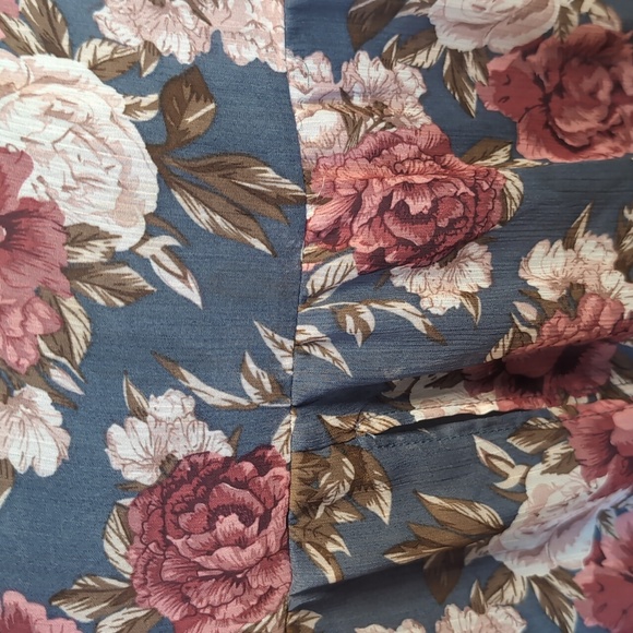 ASTR The Label Slate Blue Frolic Floral Cut Out Maxi Dress, Sz S. - Picture 5 of 9